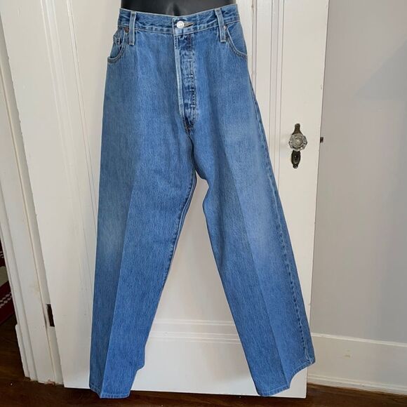 Levi’s 501 Button front blue denim cotton jeans - Picture 1 of 8